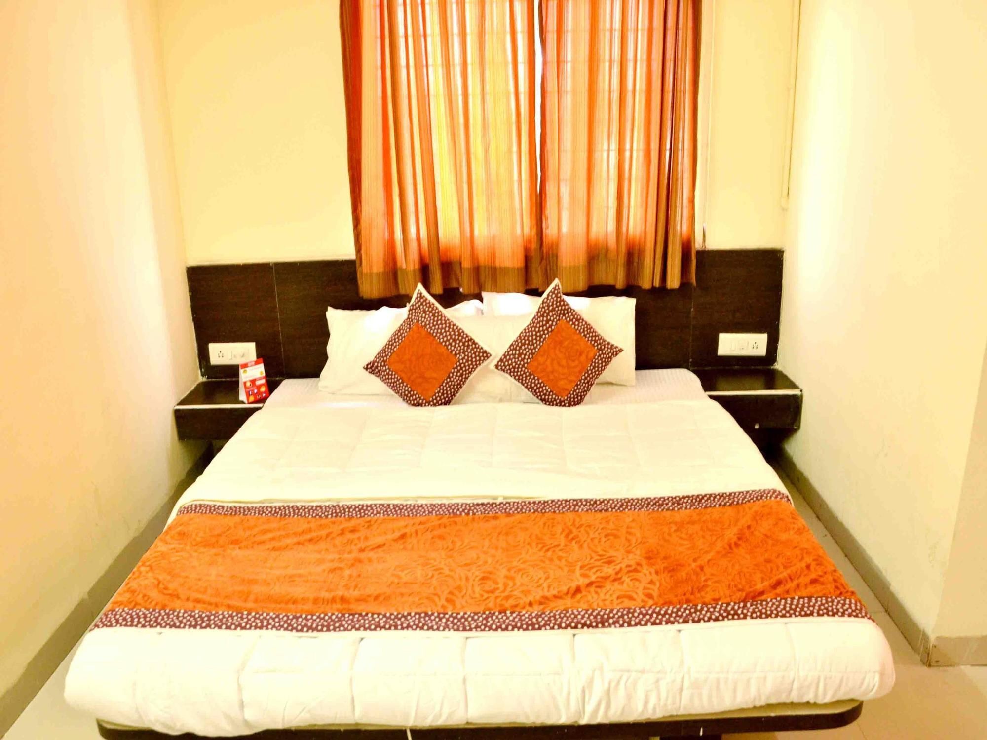 Hotel Vijay Nagar Ιντόρ Εξωτερικό φωτογραφία